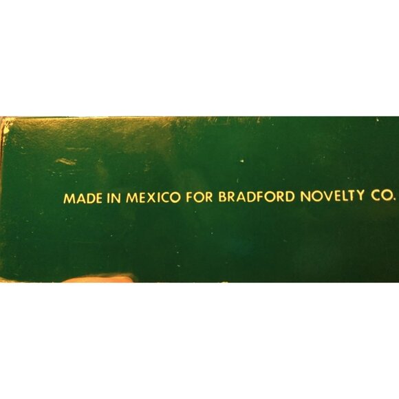 Bradford Handcrafted Glass Glitter Christmas Ornaments lot 16 - Picture 9 of 10